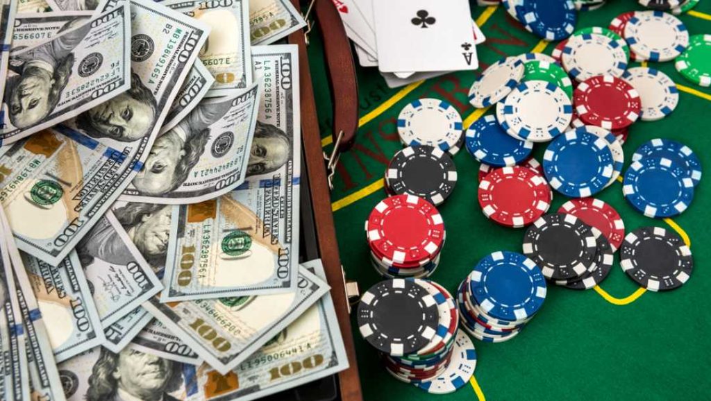 The Psychology Behind Gambling and Risk Taking